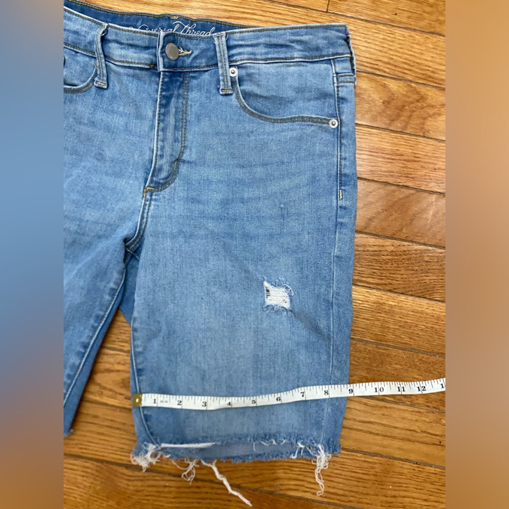 NWOT Universal Thread Mid Rise Shorts - Picture 4 of 6